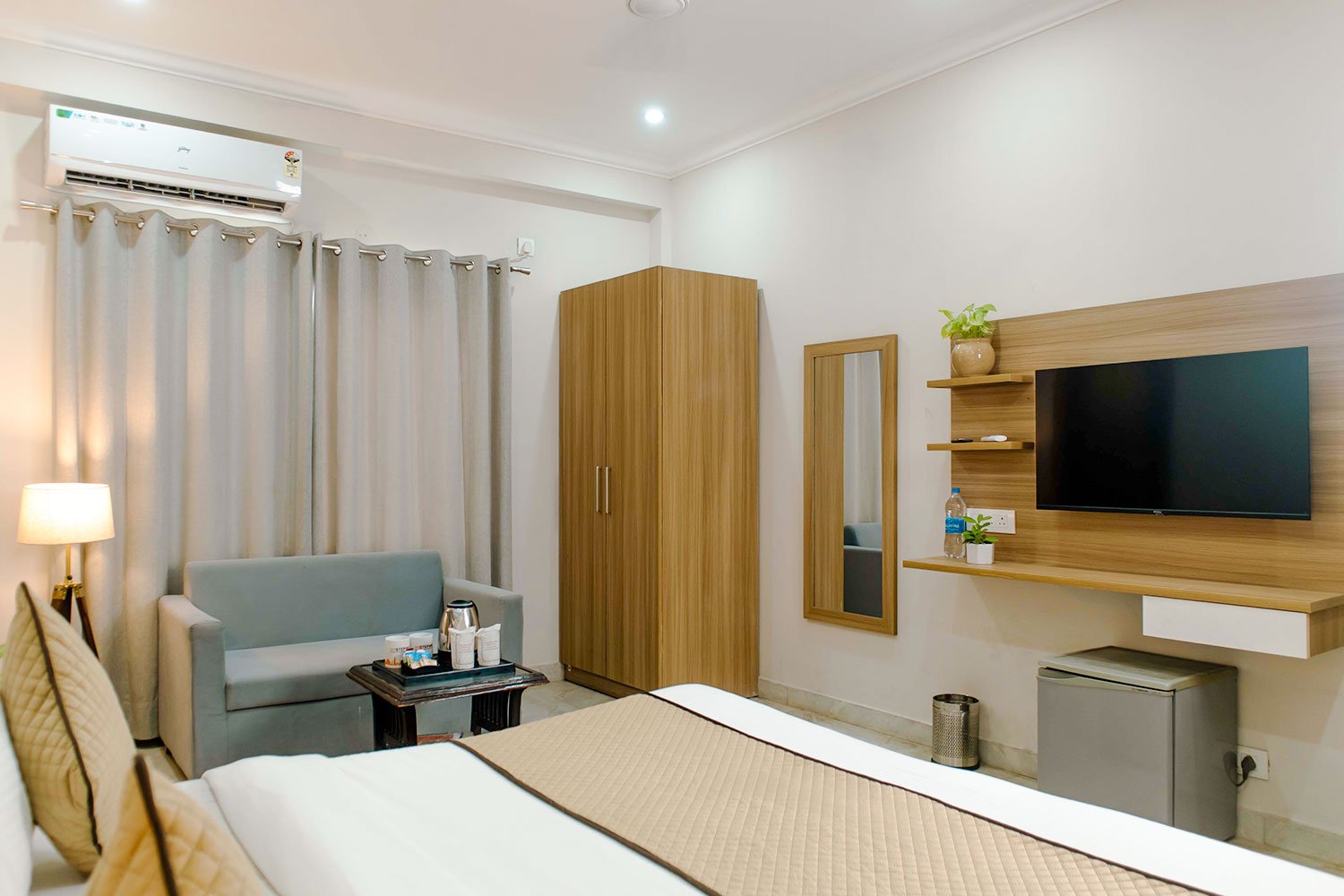 ess-kay-ess-villa-19